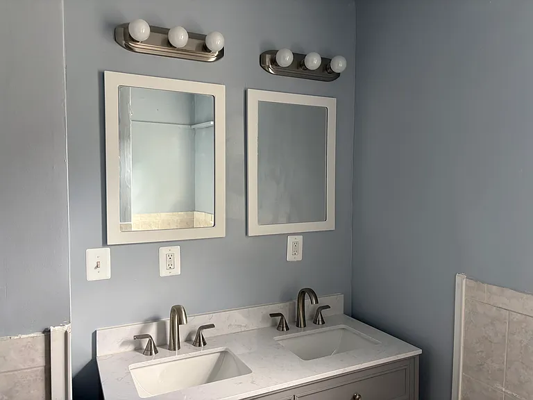 74 Chestnut St #2 — Photo 7