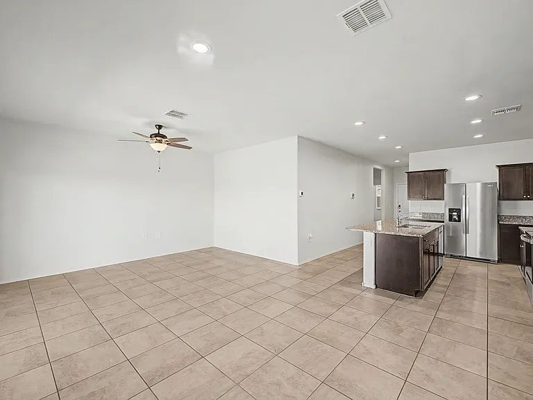 24542 W Raymond St — Photo 5