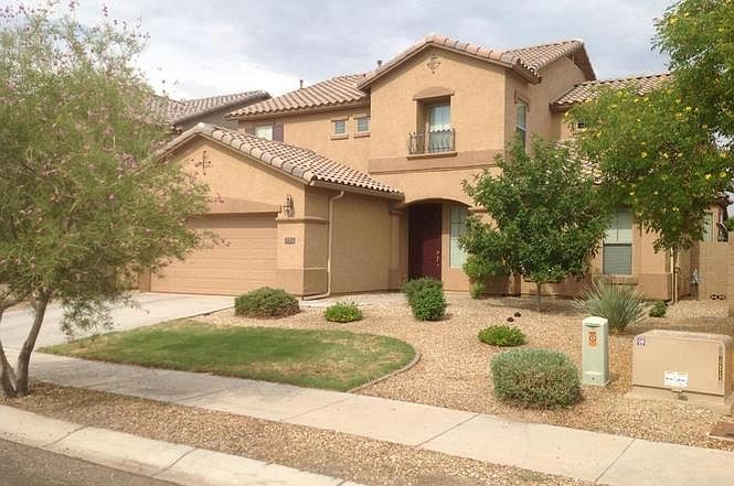 1st image of 773 S 165th Dr