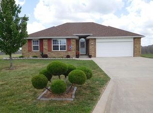 4760 S 129th Rd, Bolivar, MO 65613