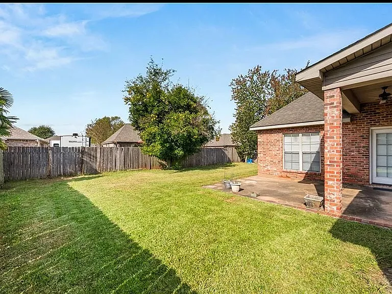 6004 Pepper Tree Dr — Photo 27