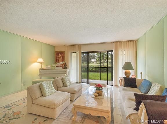 3rd image of 20204 NE 34th Ct #59