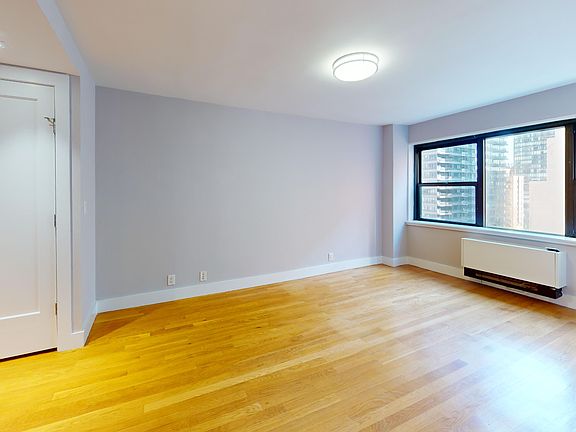 4th image of 301 E 47th St APT 16P