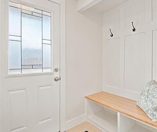 4th image of 44 Montague Street