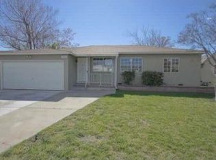 17445 Ivy Ave, Fontana, CA 92335