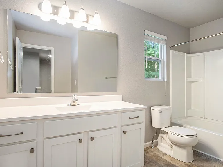 1002 Richard Ave — Photo 13
