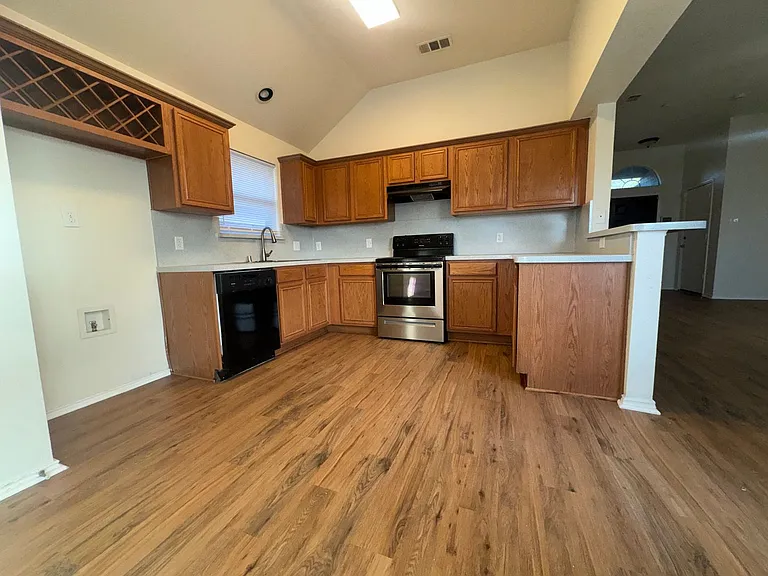 1016 Glenhaven Dr — Photo 23