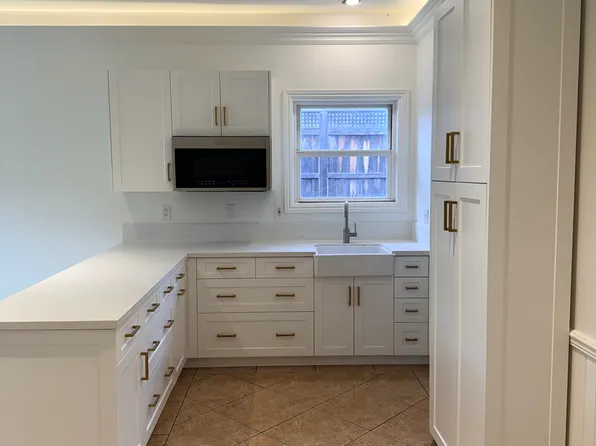 (undisclosed Address), Simi Valley, CA 93063