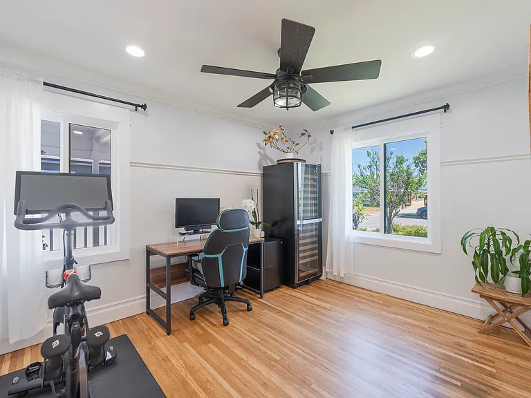 246 N Stevens St — Photo 25