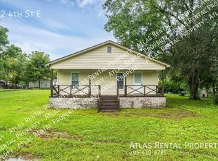 82 4th St E, Grant, AL 35747