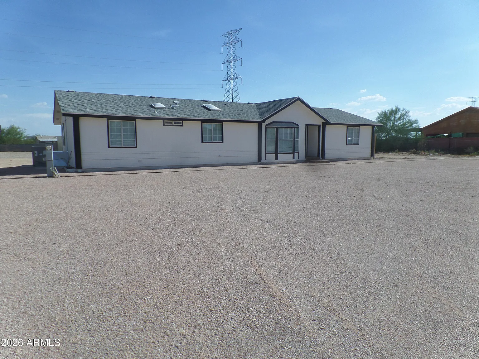 3 bed, 2.0 bath, 1728 sqft, $2,200 — Photo 3