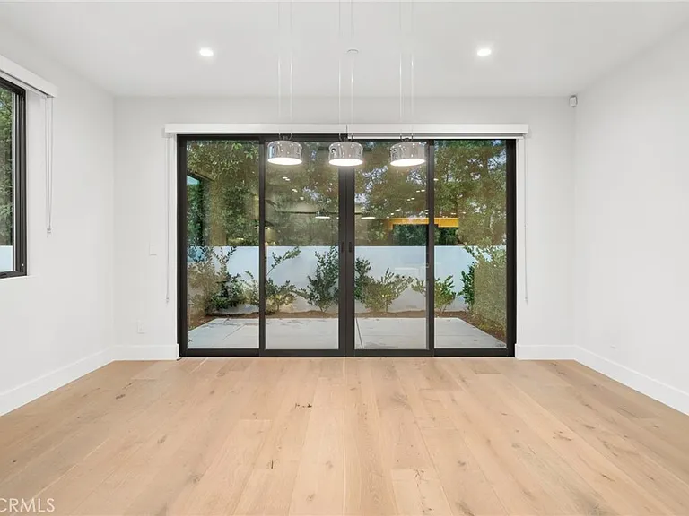 1511 Cliff Dr — Photo 14