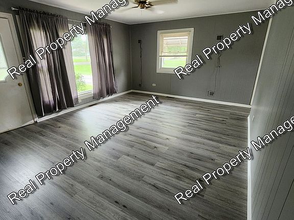 2nd image of 6686 Connecticut St