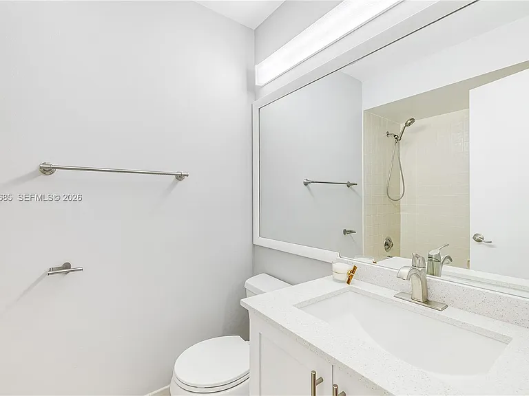 11301 SW 4th St — Photo 14