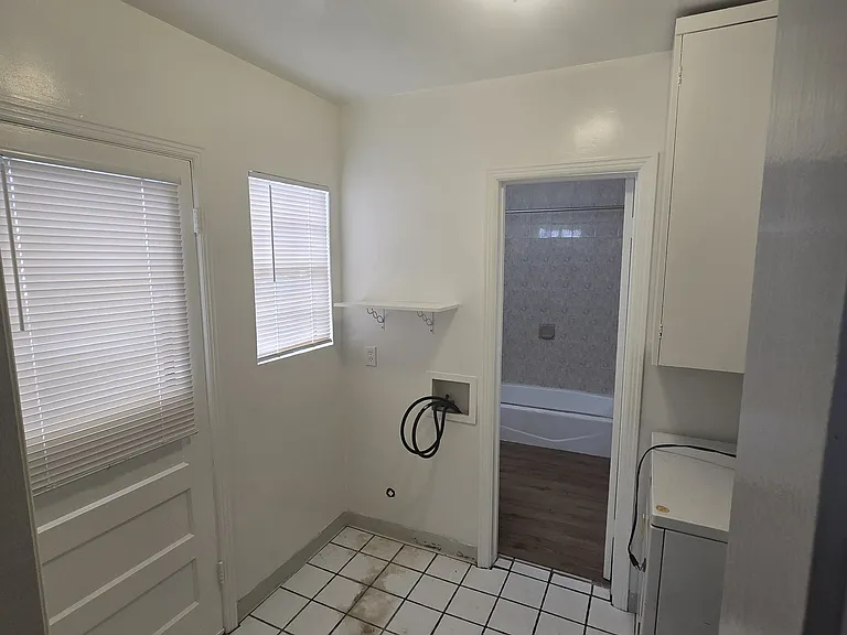 1478 E Wilson Ave #FRONT — Photo 9
