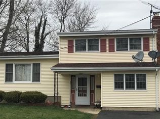 32 Louis St, Old Bridge, NJ 08857