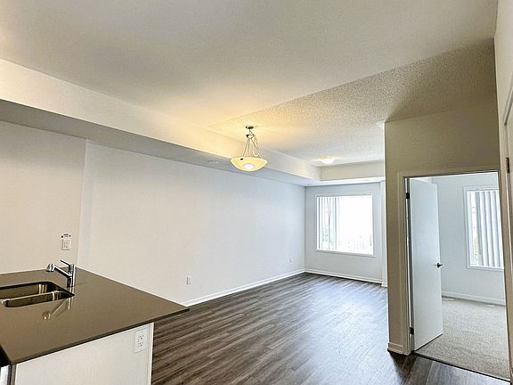 4th image of 260 12th St #1