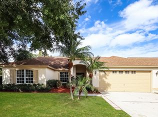 1302 Lakehurst Way, Brandon, FL 33511