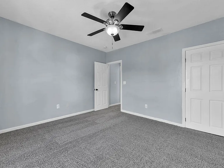 195-197 E Innis Ave #2-195 — Photo 14