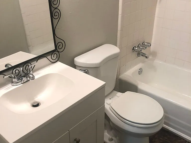 3026 Amity Garden Ct — Photo 9
