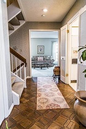 5th image of 10264 Cedarbrooke Ln