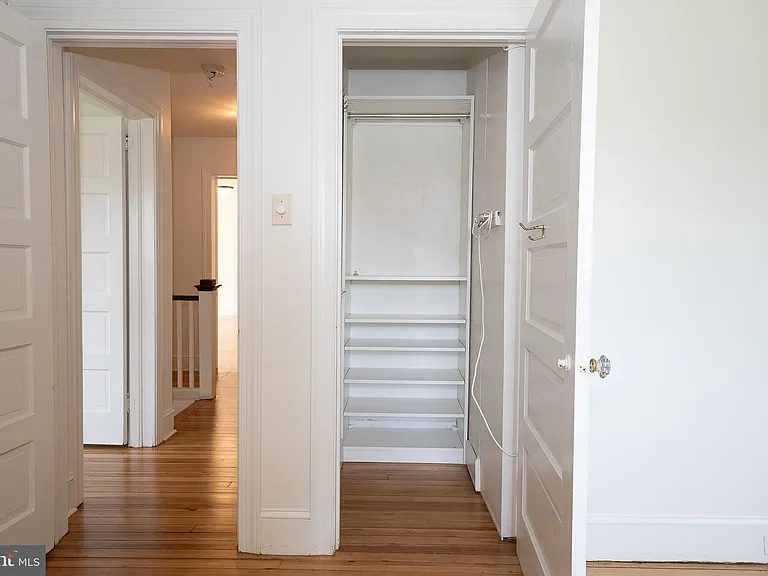 504 Harriton Rd — Photo 39