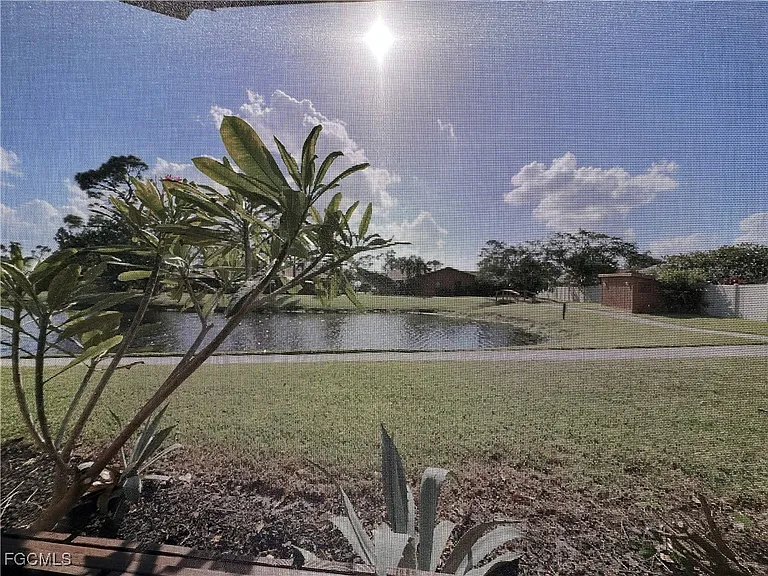 15427 Crystal Lake Dr — Photo 27