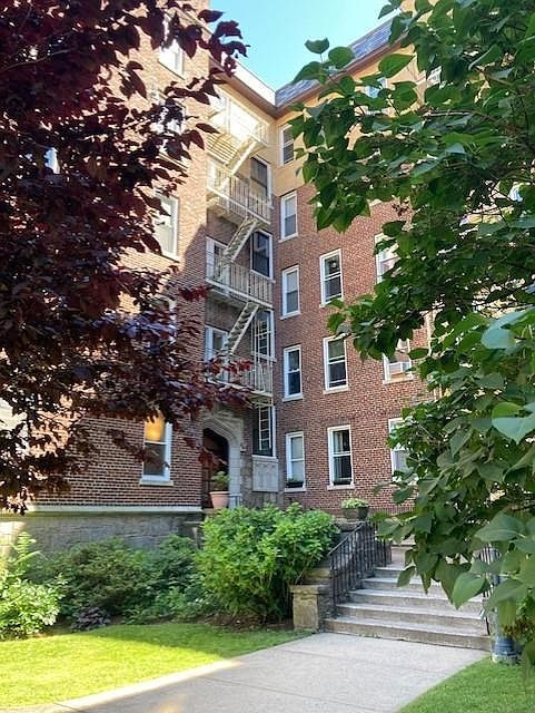 1st image of 1428 Midland Avenue #5F