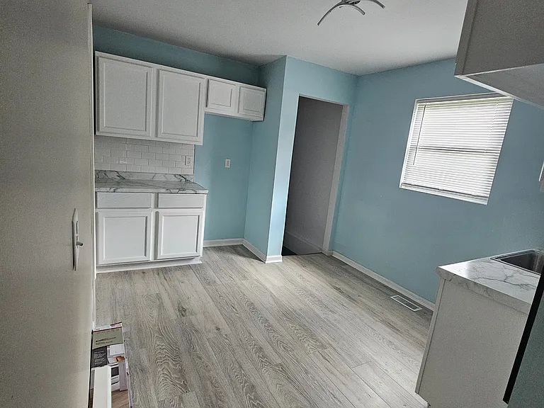 2645 Lincoln St — Photo 5