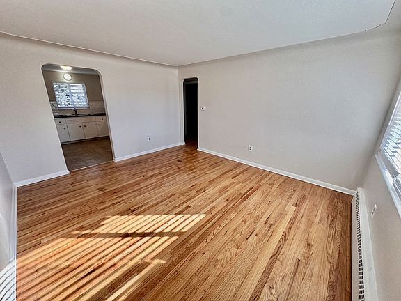 2nd image of 162-176 S Ingalls St #172