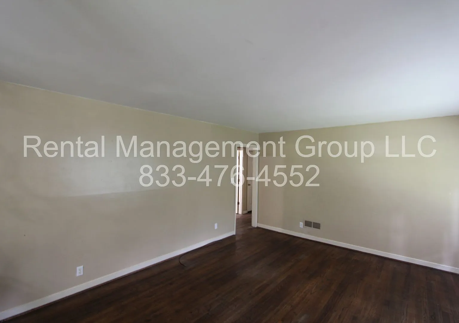 New On The Market! Better Hurry!! — Photo 2