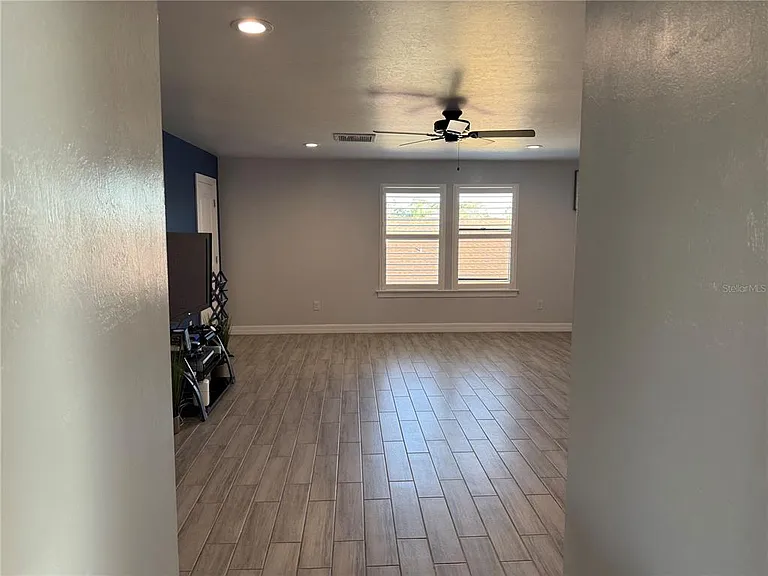 2599 Marton Oak Blvd — Photo 34