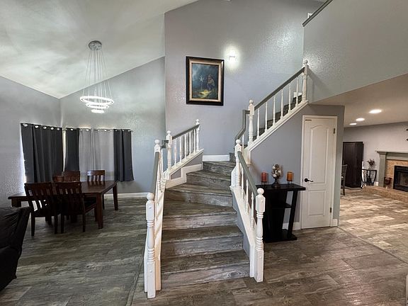 3rd image of 2033 Stracker Way