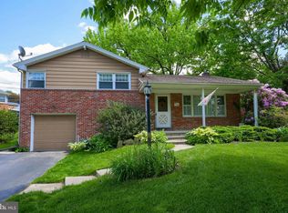 2420 Auburn Rd, York, PA 17402