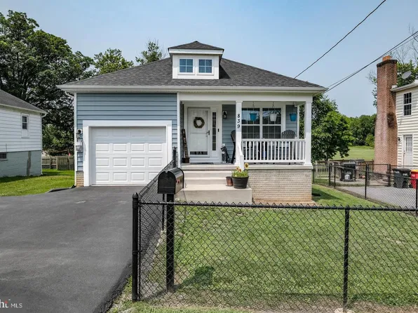 839 Jefferson Ave, Charles Town, WV 25414