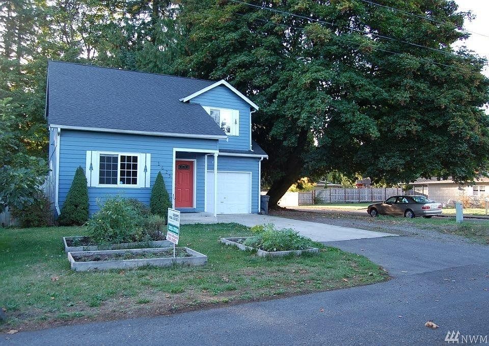 1st image of 1625 Tullis St NE