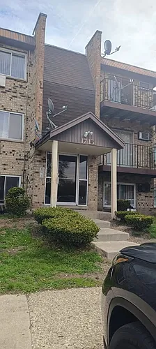 1715 W Chariot Ct #1B Photo 1