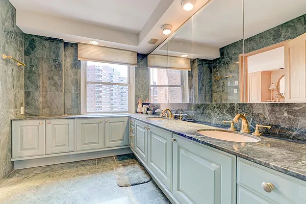 Sold by Exit Kingdom Realty | media 25