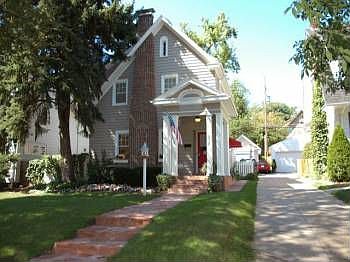 1st image of 318 S 50th St