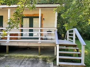 317 Oak Ave, Mountain View, AR 72560