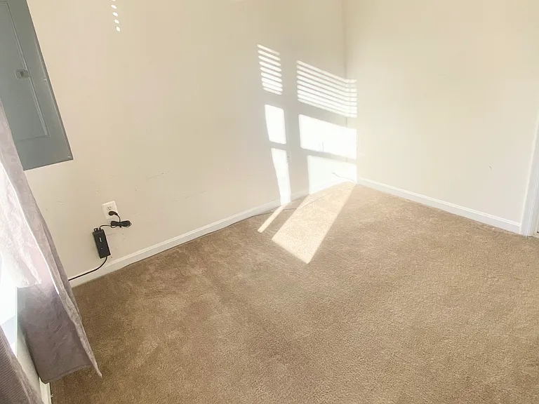 675 Anacostia Ave NE — Photo 14
