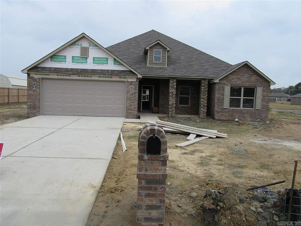 2nd image of 28 N Heelstone Dr
