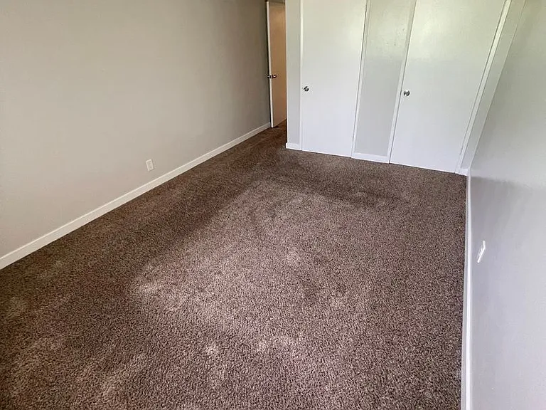 Stone Gate Apartments — Photo 89
