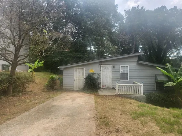 1586 Mary George Ave NW, Atlanta, GA 30318