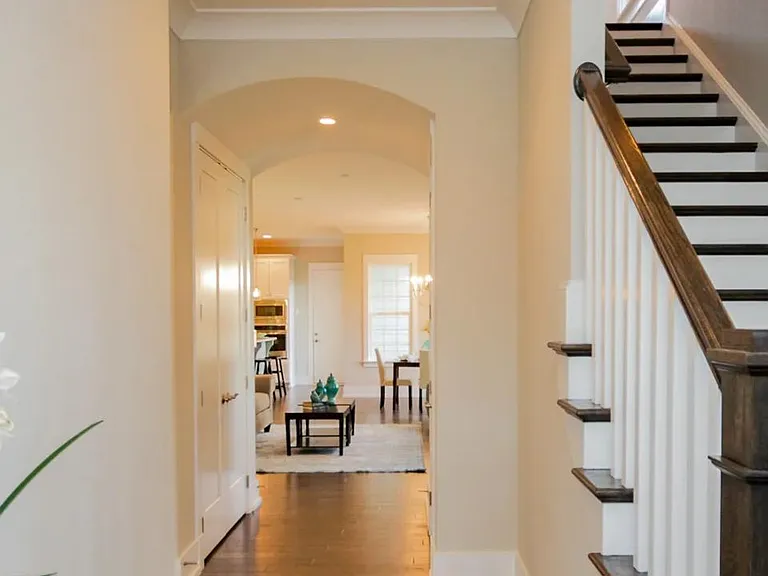 Entry view in home