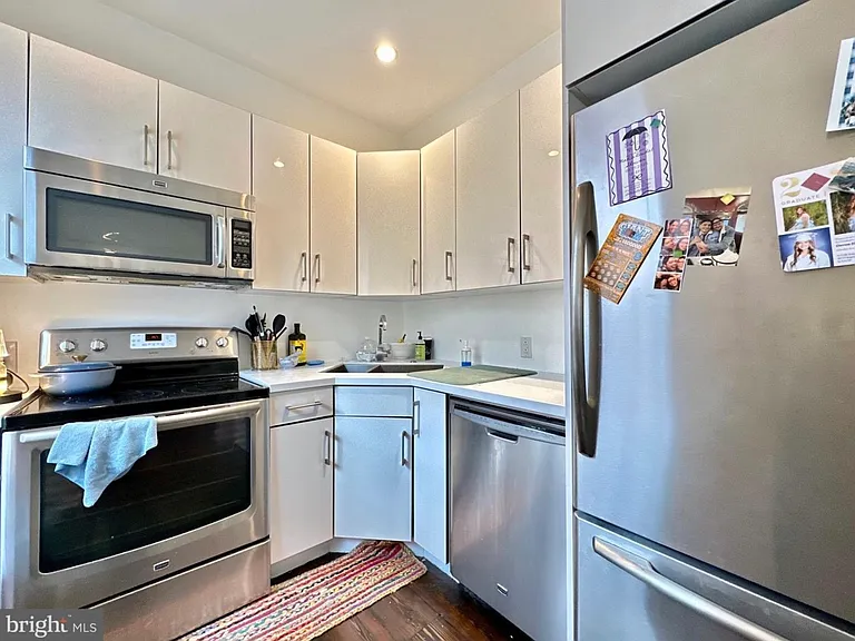 263 N 3rd St #1A — Photo 5