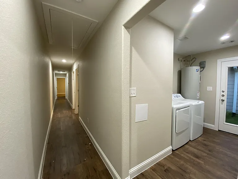 804 N Broughton St #804 — Photo 9