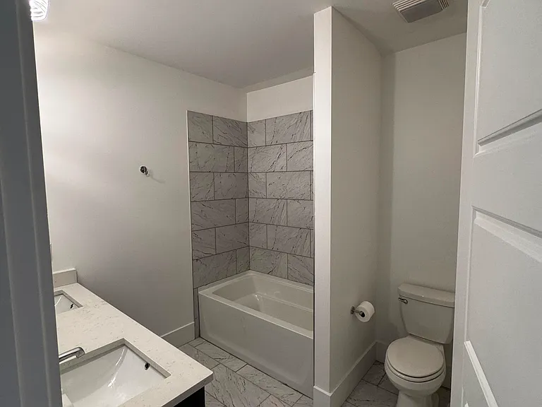 120 Lincoln Ct #B — Photo 18