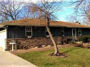 226 E Audubon Hills Dr, Metamora, IL 61548