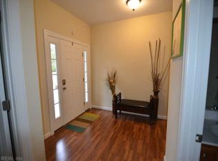 400 Cummings Rd, Virginia Beach, VA 23452